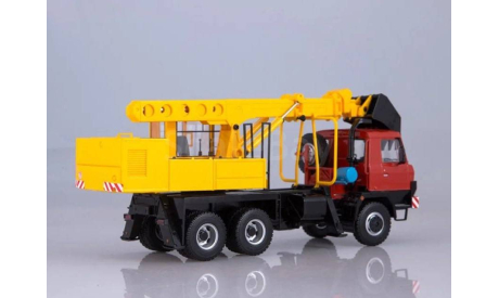 1/43   Экскаватор-планировщик UDS-114A (на шасси Tatra-815), SSM, масштабная модель, Start Scale Models (SSM), scale43