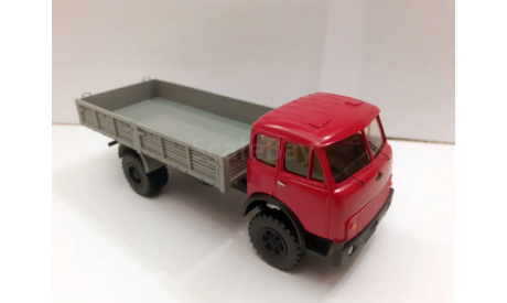 МАЗ-5335 бортовой (цена снижена), масштабная модель, AD Modum, 1:43, 1/43