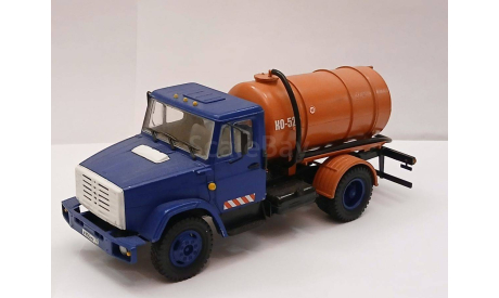 1:43 Вакуумная машина КО-520 (4333) с 1 рубля, масштабная модель, AVD Models, scale43, ЗИЛ