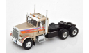 1:43 седельный тягач FREIGHTLINER FLC 120 64 T 1977 Metallic Beige, масштабная модель, IXO, 1/43