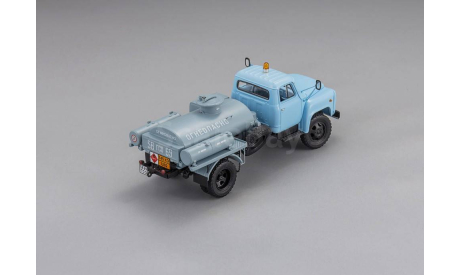 1:43 Автомобиль-заправщик «МЗ-3607» Гомельская обл. – 1990 г., масштабная модель, ГАЗ, DiP Models, scale43