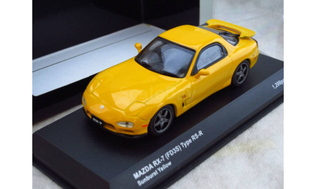 Mazda RX-7 Type RS-R (FD3S) 1/43 Kyosho, масштабная модель, 1:43