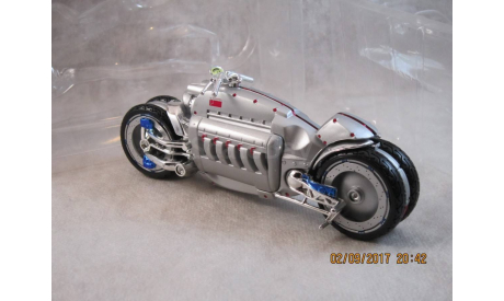 Dodge Tomahawk V-10 Maisto, масштабная модель мотоцикла
