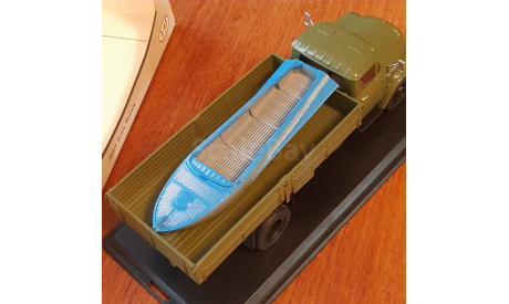 ЗИЛ-130Г хаки (+груз лодка Казанка), масштабная модель, SSM, 1:43, 1/43