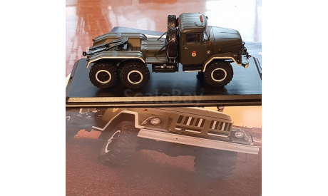 ЗИЛ-131НВ седельный тягач парадный, масштабная модель, AVD, scale43