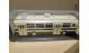 С 1 рубля! Автобус LIAZ-677 бежевый-зеленый Classicbus, масштабная модель, scale43