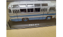 С 1 рубля! Автобус PAZ-672 белый-синий Classicbus, масштабная модель, scale43