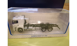 С 1 рубля! Масштабная модель KAMAZ-65207-87 (S5) шасси белый (ПАО ’КАМАЗ’)