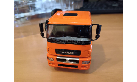 С 1 рубля! КАМАЗ 65206 оранжевый тягач    ПАО КАМАЗ, масштабная модель, 1:43, 1/43