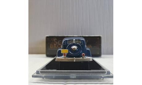 1934Chrysler Airflow 4 Door Sedan, масштабная модель, Производитель: Brooklin Models Рестайлинг: Master-43, scale43