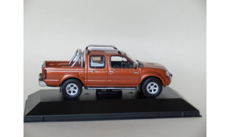 Nissan Pick Up Navarra ’HOBIE CAT’ - J-Collection - 1/43, масштабная модель, scale43
