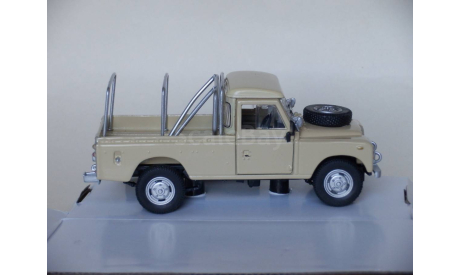 Land Rover Series 3  109 - CARARAMA - 1/43, масштабная модель, Bauer/Cararama/Hongwell, scale43