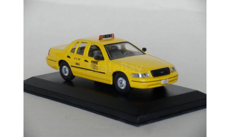 Ford Crown Victoria (2000) - AMERCOM - масштаб меньше, чем 1/43, масштабная модель, scale43