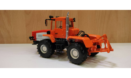 ХТА-200 Слабожанец, масштабная модель трактора, scale43