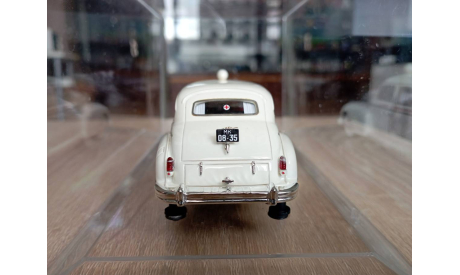 Dip Models. ЗИС- 110А Скорая помощь Москва 1948, масштабная модель, scale43
