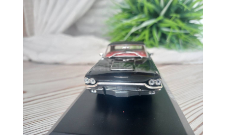 1/43 Ford Thunderbird 1965 GreenLight, масштабная модель, scale43