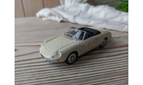 Alfa Romeo Spider 1600 Duetto Grani & Partners, масштабная модель, scale43