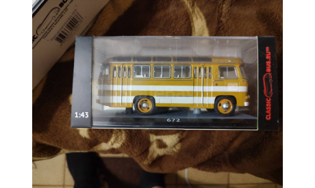 ПАЗ-672 Охра, белые полосы ClassicBus, масштабная модель, scale43