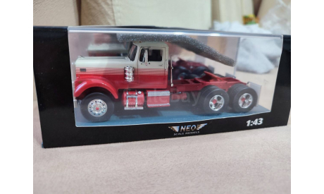 Neo White Road Boss 1-43 Вайт от NEO, масштабная модель, scale43