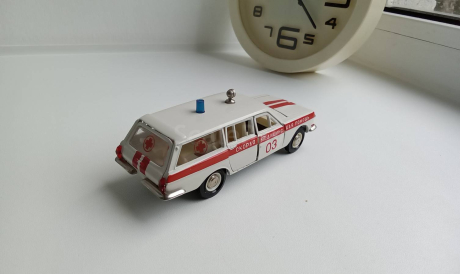 Модель волга газ 2402 скорая помощь пост 1986 год., масштабная модель, 1:43, 1/43