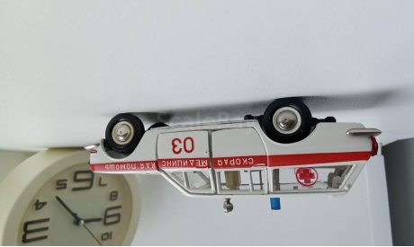 Модель волга газ 2402 скорая помощь пост 1986 год., масштабная модель, 1:43, 1/43