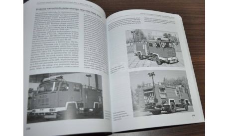 Польские автомобили Ельч Jelcz 1990-1994 Том 4, литература по моделизму
