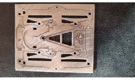 Металлическая рама для двухосного прицепа, сборная модель (другое), scale43