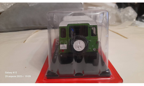 ​Land Rover Defender 110 2005, журнальная серия масштабных моделей, Hachette, scale24