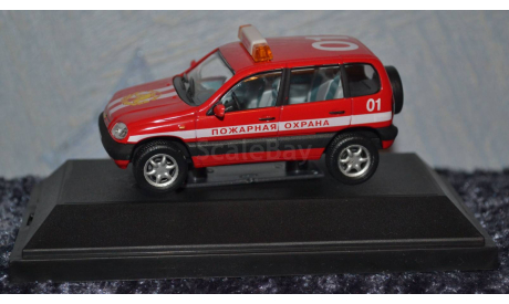 Нива Шевроле, масштабная модель, Bauer/Cararama/Hongwell, scale43