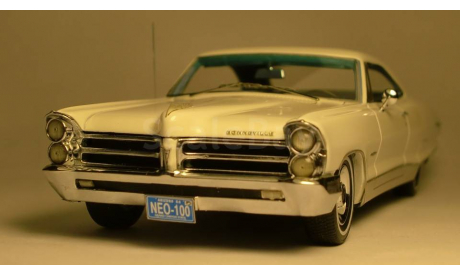 1/43 Pontiac Bonneville HT Coupe 1965 White NEO 44100, масштабная модель, 1:43, Neo Scale Models