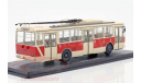 троллейбус SKODA 14TR Potsdam 1981 Beige/Red, масштабная модель, Tatra, Premium Classixxs, scale43