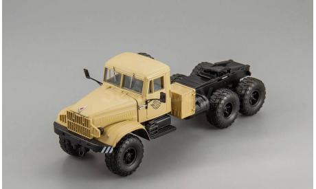 КРАЗ 255В седельный тягач, бежевый, масштабная модель, Наш Автопром, scale43