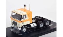 GMC Astro 95 towing vehicle (1970), ochre-yellow creme, масштабная модель, IXO, scale43