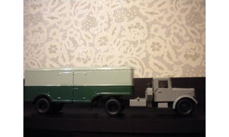 МАЗ-200В с полуприцепом МАЗ-5217, масштабная модель, 1:43, 1/43, Автоистория (АИСТ)