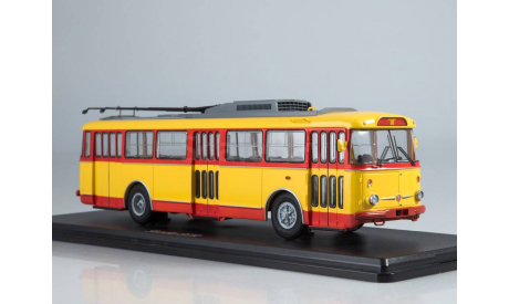 Троллейбус Skoda-9TR (красно-жёлтый), масштабная модель, Škoda, Start Scale Models (SSM), scale43