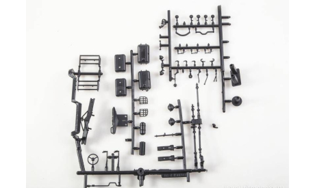 Сборная модель  ПМЗ-16В (151), сборная модель автомобиля, AVD Models, scale43
