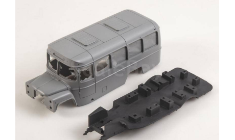 Сборная модель   Автобус ТАРЗ-002Б, сборная модель автомобиля, AVD Models, scale43