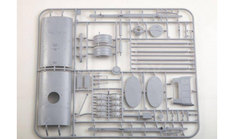 Сборная модель  ТСВ-6 (130), сборная модель автомобиля, AVD Models, scale35