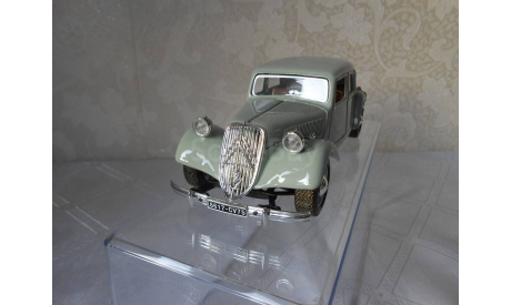 модель 1/24 CITROEN  T.A  15CV   Burago  металл., масштабная модель, BBurago, scale24