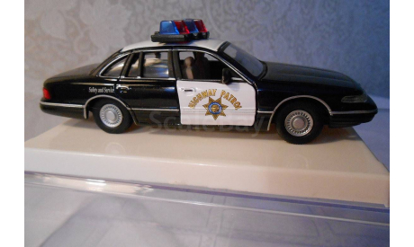 Ford Crown Victoria, масштабная модель, Bauer/Cararama/Hongwell, 1:43, 1/43