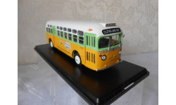 Автобус GM TDH 3610 ’Rosa Parks’ USA  1 : 43    Hachette