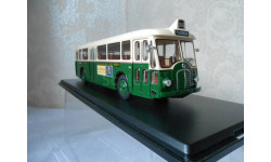 1/43 SOMUA OP 5/3 - green/white - серия «Autobus et autocars du Monde» Hachette № 12