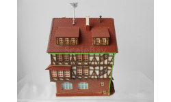 Здания и сооружения для макета   Старый Немецкий Городской жилой дом.фирмы VOLLMER.