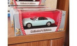 Ford Thunderbird 2003 1:43