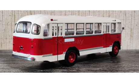 Автобус Лиаз-158В бежево-карминовый ClassicBus КБ КлассикБас, масштабная модель, 1:43, 1/43
