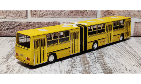 Автобус Икарус 280 Ikarus 280.33 охра Демпрайс Demprice Классикбас ClassicBus, масштабная модель, 1:43, 1/43