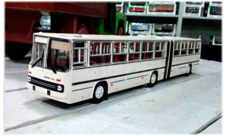 Автобус Ikarus ИКАРУС 280 33 М Белый ClassicBus 1:43, масштабная модель, 1/43