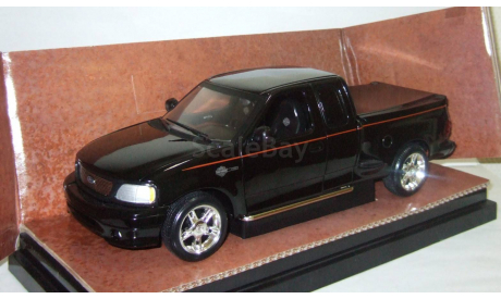 Форд Ford F150 Pick-up Double Cab 2000 Черный Ertl Harley Davidson Limited Edition 1:18, масштабная модель, scale18, ERTL (Auto World)