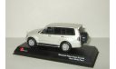 Мицубиси Mitsubishi Pajero 4 4x4 Long Super Exceed белый перламутр 1:43 J-Collection JCP81001WH, масштабная модель, scale43, Vitesse