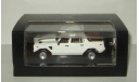 Ламборгини Lamborghini LM002 4x4 1984 Белая Minichamps 1:43 436103375, масштабная модель